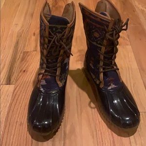 Size 10 Madden Girl rain boots